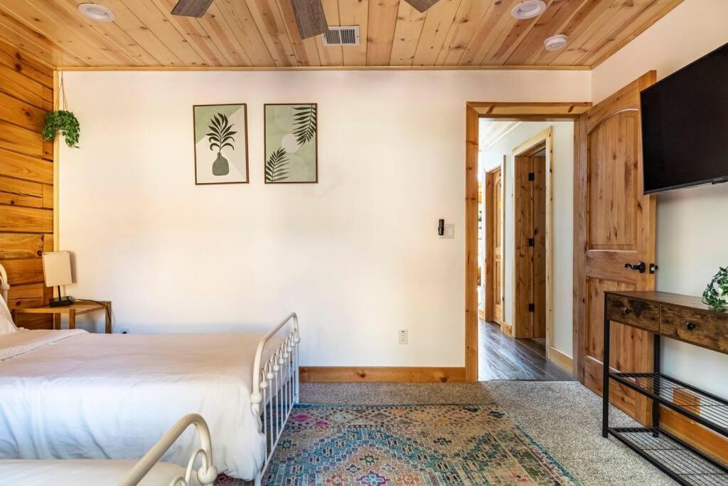 ביג באר סיטי Modern Family Cabin Mins To Lake, Slopes & Hikes מראה חיצוני תמונה