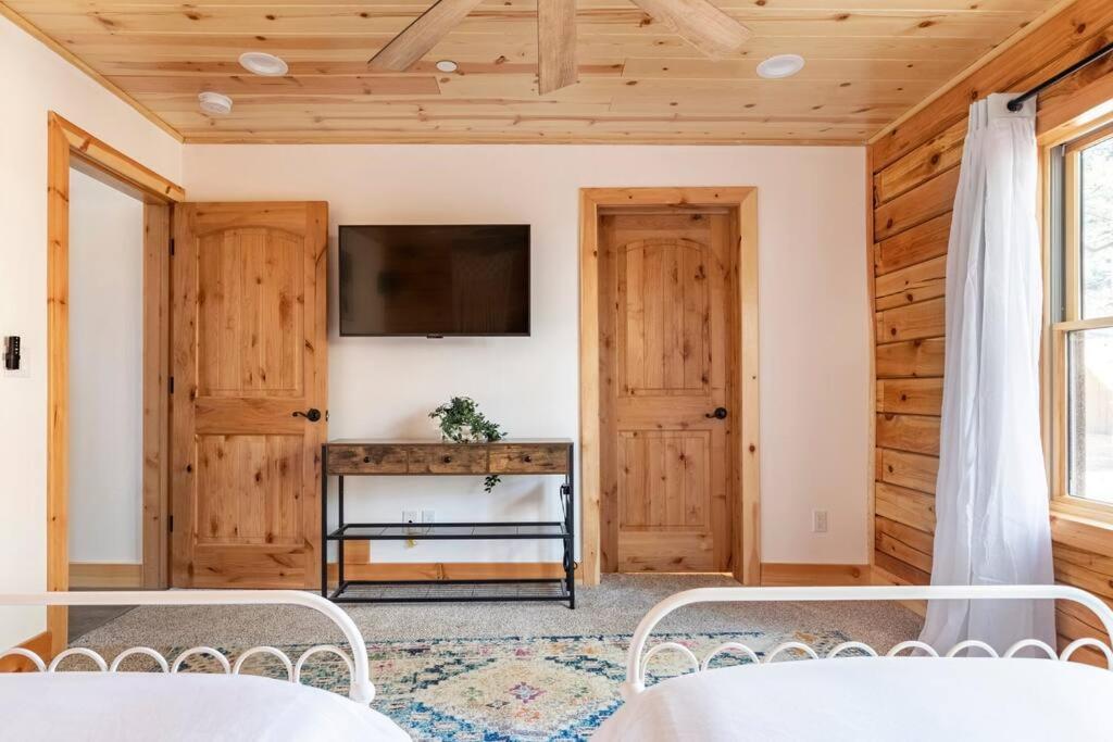 ביג באר סיטי Modern Family Cabin Mins To Lake, Slopes & Hikes מראה חיצוני תמונה